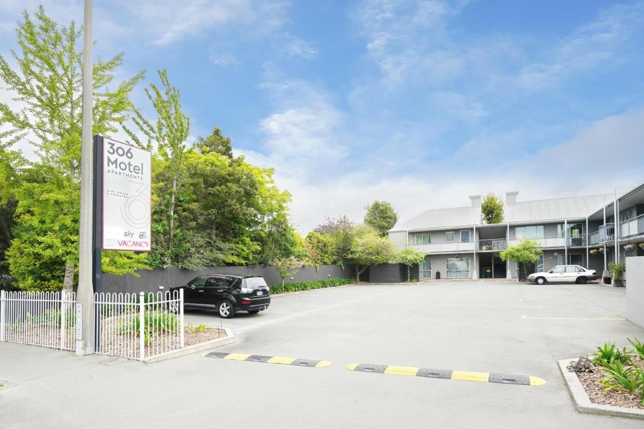 306 Motel Apartments Крайстчърч Екстериор снимка